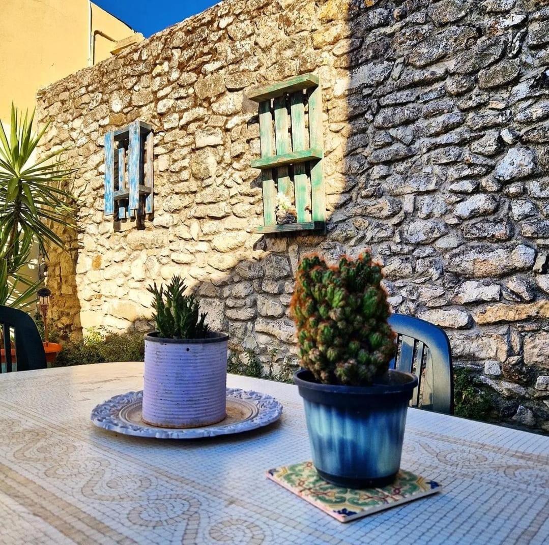 Domus De Jara - Casa Montis Apartment Baradili Exterior foto